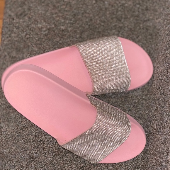 Slides - Picture 1 of 2